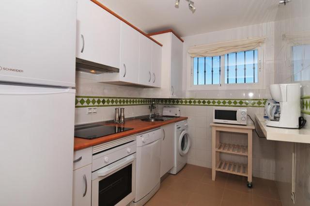 דירות לה קאלה דה מיחאס Penthouse With A View מראה חיצוני תמונה